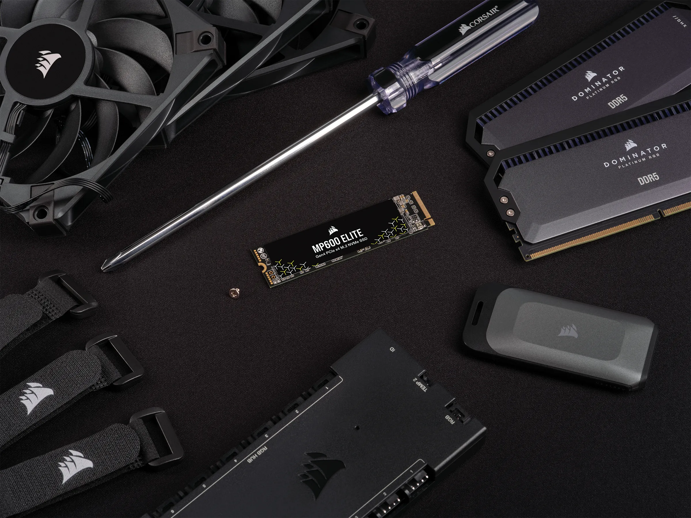 Corsair MP600 ELITE 1TB Gen 4 M.2 SSD (固態硬碟)(CSSD-F1000GBMP600ENH)