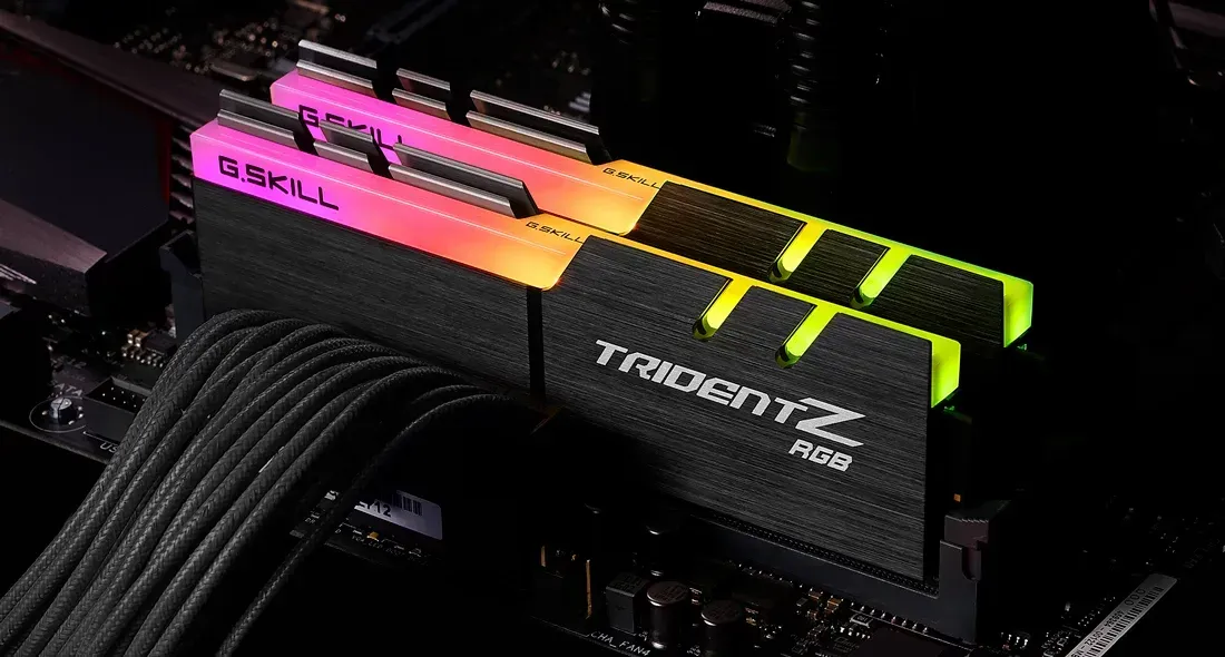 G.Skill Trident Z RGB 32GB 黑色套裝 (2x16GB) D4-3200C16 (F4-3200C16D-32GTZR)(Intel XMP)